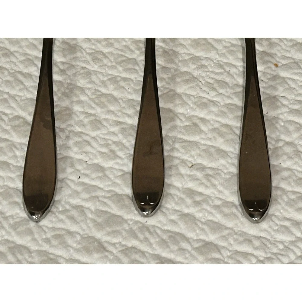 4 - International Deluxe ASHFORD‎ Satin Stainless Flatware Spoons